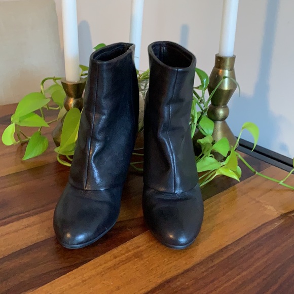 French Connection Rafaela Bootie - Picture 2 of 4